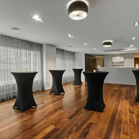 The RIVVY, Chicago Downtown, a Tribute Portfolio Hotel