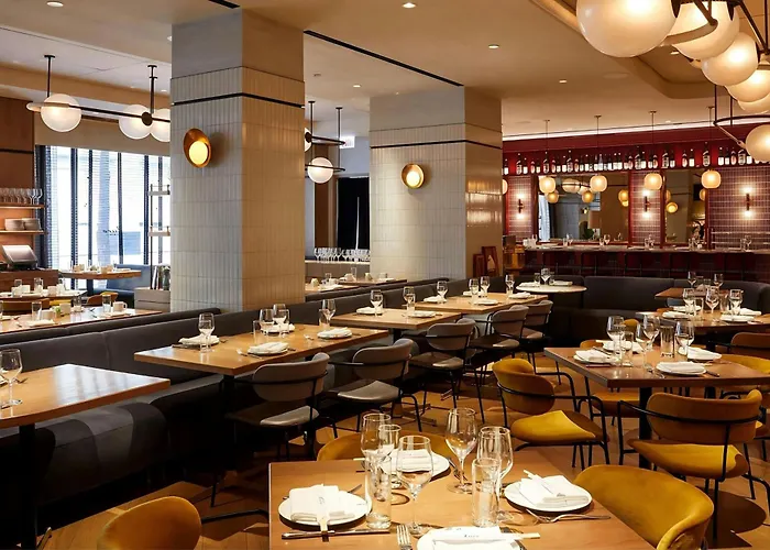 Hotel 55 Downtown 4*