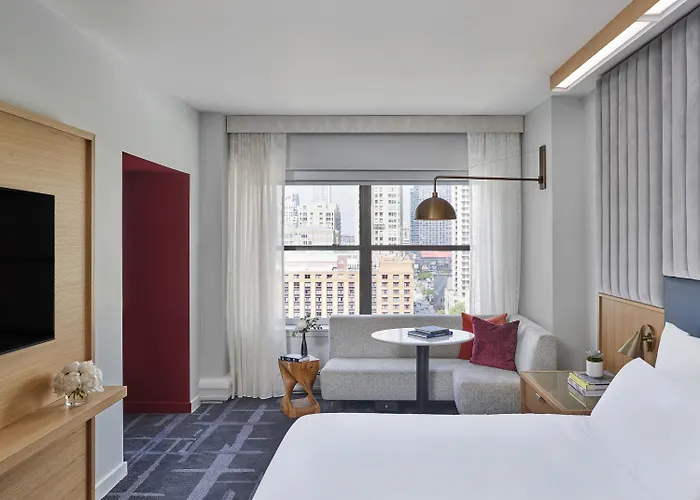 55 Downtown 4*